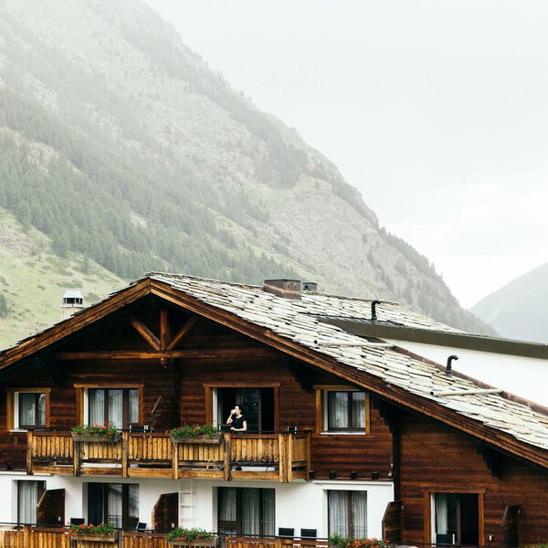 Zermatt Switzerland Hotels ► directly at the Matterhorn